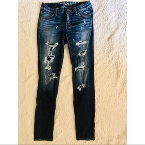 AEO Jeans // DESTRUCTED JEGGING